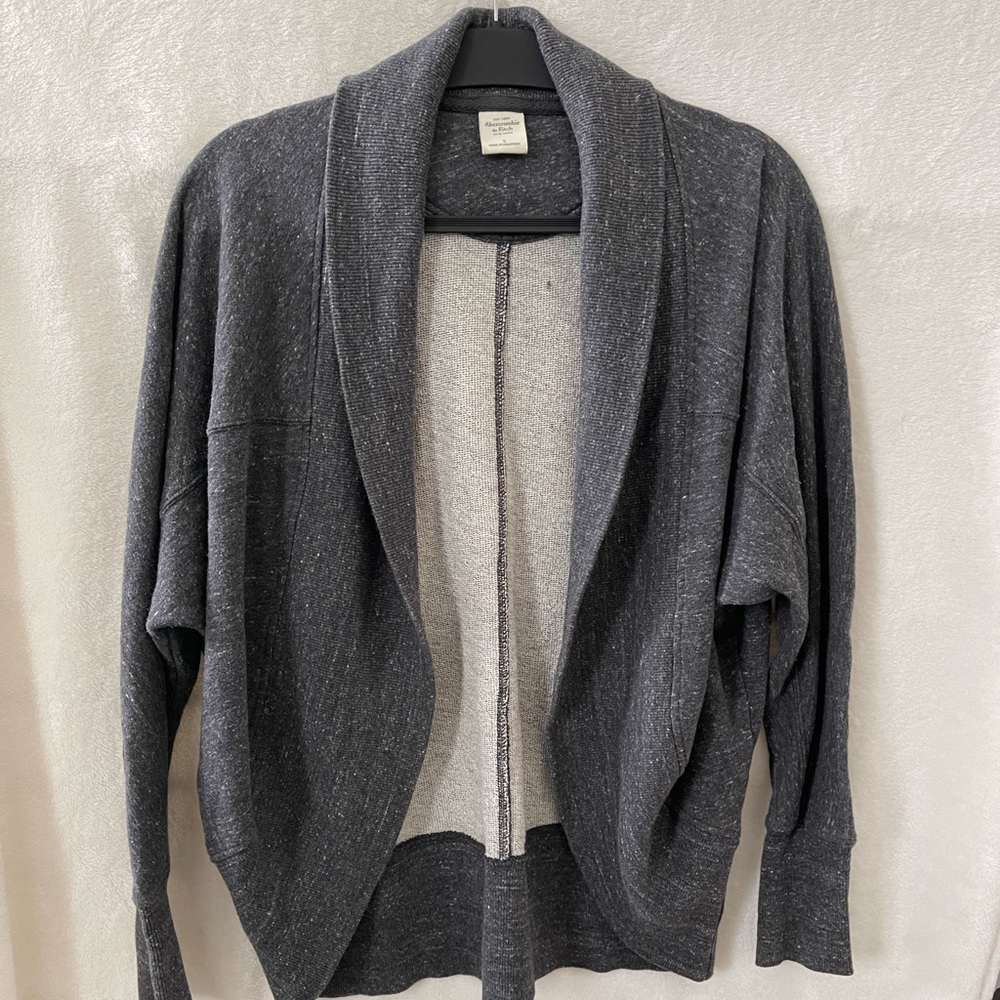 Gray baggy Abercrombie & Fitch Cardigan/Sweater